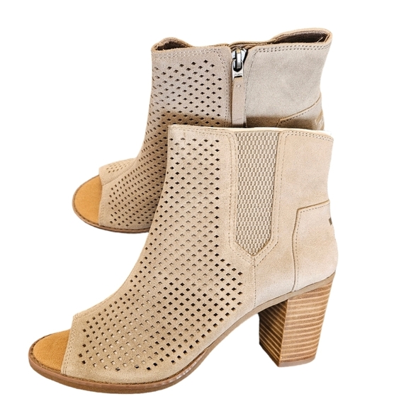 TOMS Majorca Peep Toe Taupe Booties NEW - Picture 6 of 8